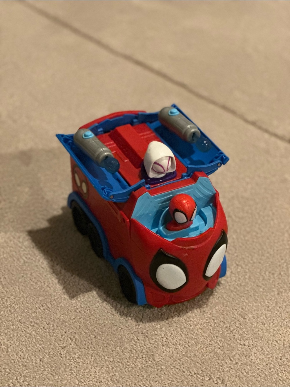 Marvel Spider-Man Red & Blue Rescue Roller Van - Picture 5 of 5